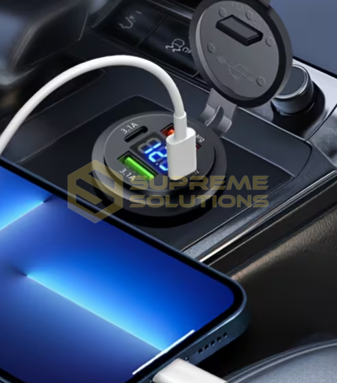 Автозарядка 12–24V: 4 порти (2×Type-C + 2×USB), 83W швидкої зарядки